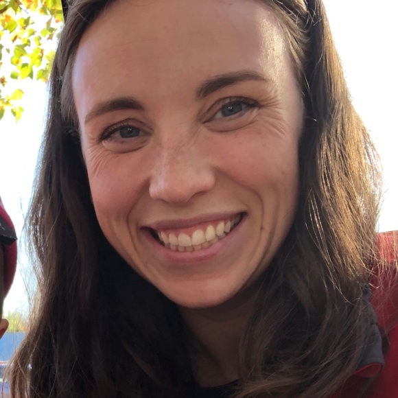 Meet your Posher, Taylor - Picture 1 of 1